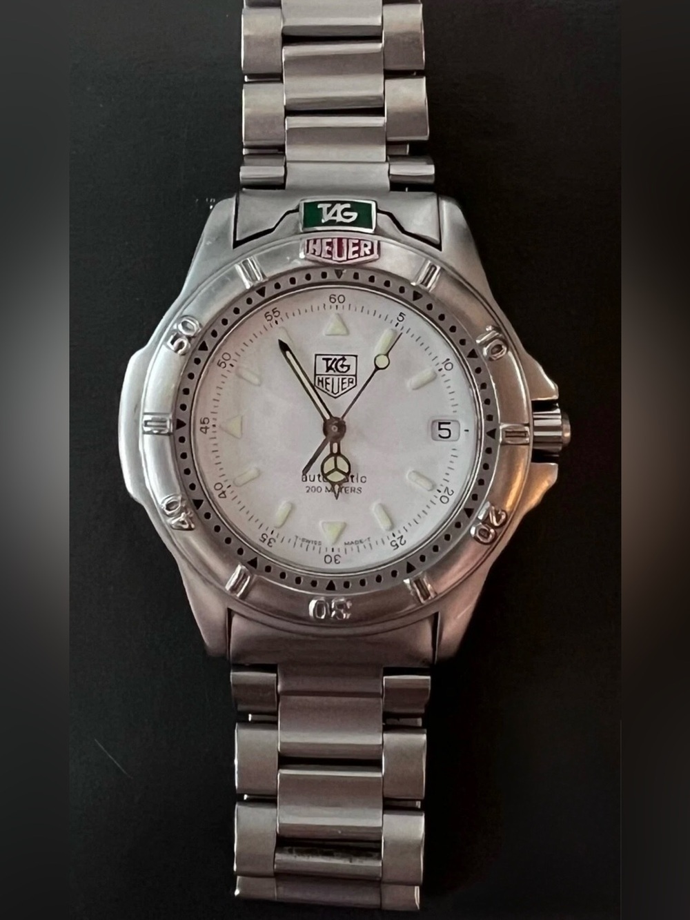 TAG Hever 4000 series
WF2110-K White Automatic Watch